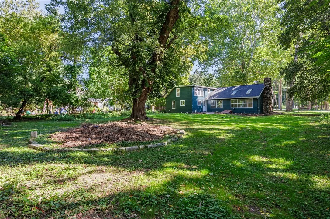 1671 Creek Street, Penfield, New York 14625, Penfield, New York 14625, 3 Bedrooms Bedrooms, 6 Rooms Rooms,1 BathroomBathrooms,Residential,For Sale,1671 Creek Street, Penfield, New York 14625,0,R1638566