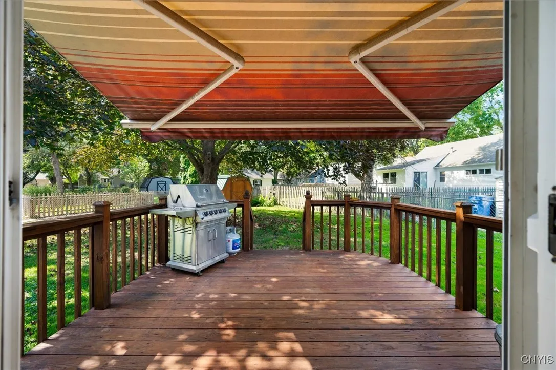 16 Bellewood Circle, Cicero, New York 13212, Cicero, New York 13212, 4 Bedrooms Bedrooms, 7 Rooms Rooms,1 BathroomBathrooms,Residential,For Sale,16 Bellewood Circle, Cicero, New York 13212,0,S1636818