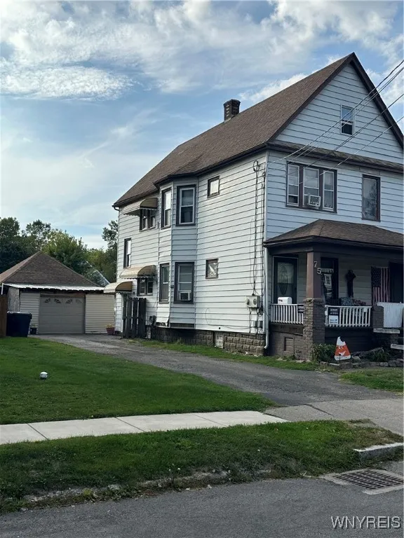 75 Wood Street, Lackawanna, New York 14218, Lackawanna, New York 14218, 6 Bedrooms Bedrooms, ,2 BathroomsBathrooms,Residential,For Sale,75 Wood Street, Lackawanna, New York 14218,0,B1638748