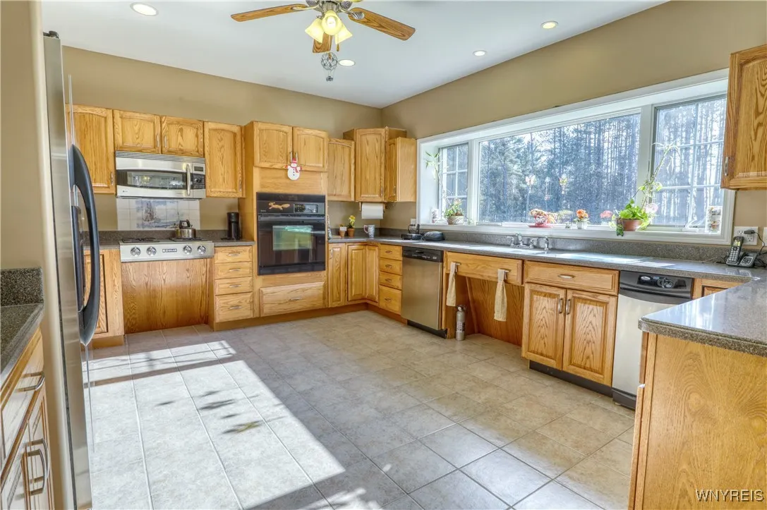 1618 East Hill Road, Lyndon, New York 14737, Lyndon, New York 14737, 4 Bedrooms Bedrooms, 14 Rooms Rooms,2 BathroomsBathrooms,Residential,For Sale,1618 East Hill Road, Lyndon, New York 14737,0,B1638528