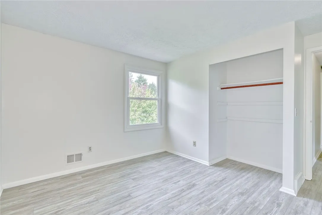51 Beacon Hills Drive North, Penfield, New York 14, Penfield, New York 14526, 3 Bedrooms Bedrooms, 6 Rooms Rooms,1 BathroomBathrooms,Residential,For Sale,51 Beacon Hills Drive North, Penfield, New York 14,0,R1637897