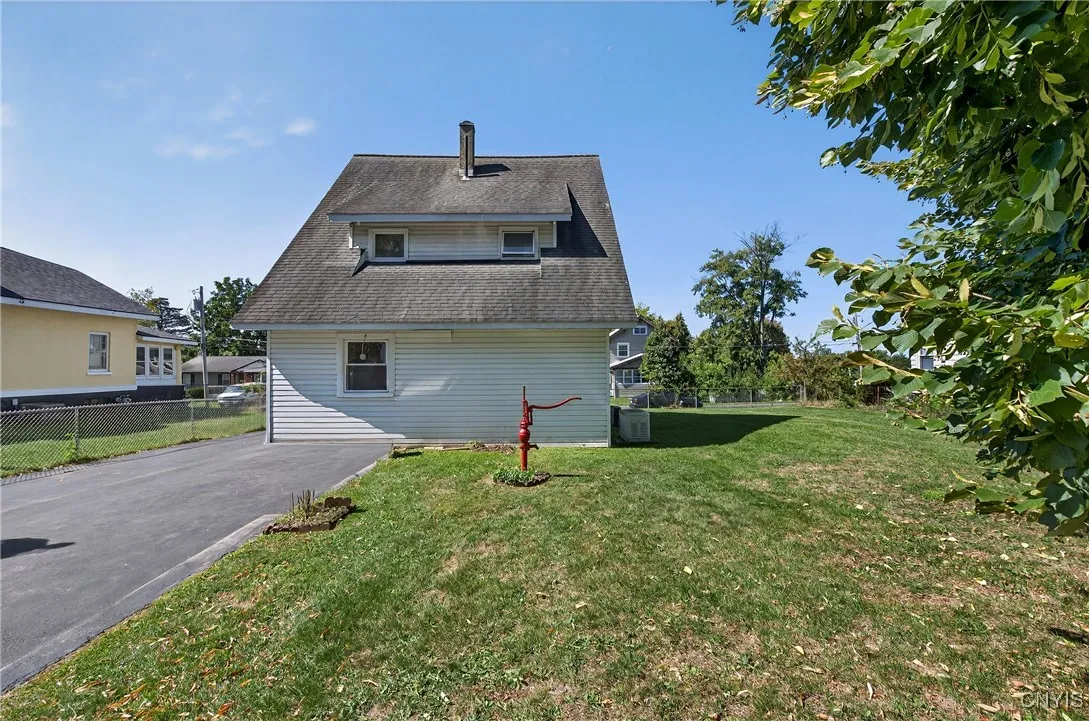 316 Colfax Ave, Dewitt, New York 13057, De Witt, New York 13057, 4 Bedrooms Bedrooms, 8 Rooms Rooms,2 BathroomsBathrooms,Residential,For Sale,316 Colfax Ave, Dewitt, New York 13057,0,S1638584