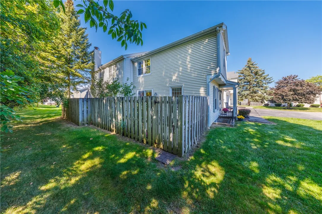 173 South Estate Drive, Webster, New York 14580, Webster, New York 14580, 2 Bedrooms Bedrooms, 5 Rooms Rooms,1 BathroomBathrooms,Residential,For Sale,173 South Estate Drive, Webster, New York 14580,0,R1635903