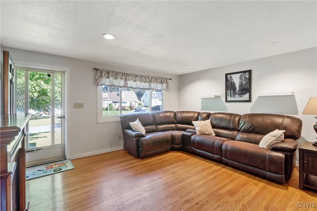 104 Fairwood Drive, Camillus, New York 13219, Camillus, New York 13219, 3 Bedrooms Bedrooms, 10 Rooms Rooms,2 BathroomsBathrooms,Residential,For Sale,104 Fairwood Drive, Camillus, New York 13219,0,S1638645