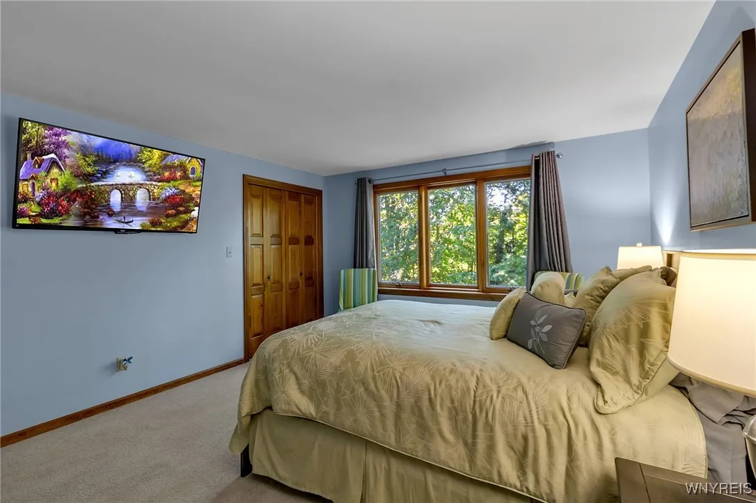 70 Muirfield Drive, Elma, New York 14052, Elma, New York 14052, 4 Bedrooms Bedrooms, 9 Rooms Rooms,3 BathroomsBathrooms,Residential,For Sale,70 Muirfield Drive, Elma, New York 14052,0,B1638464