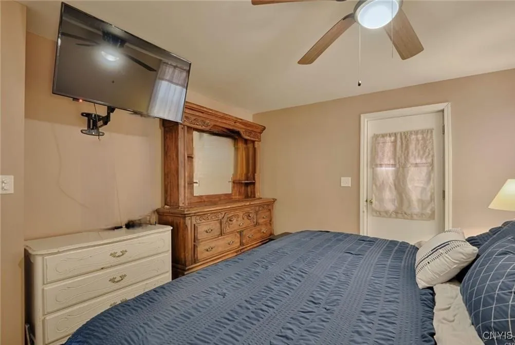 42913 County Route 100, Orleans, New York 13640, Orleans, New York 13640, 2 Bedrooms Bedrooms, 5 Rooms Rooms,1 BathroomBathrooms,Residential,For Sale,42913 County Route 100, Orleans, New York 13640,0,S1638859