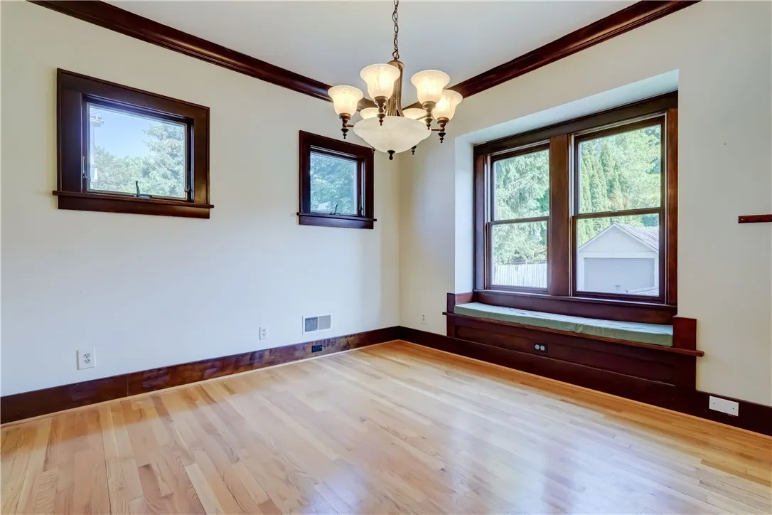 506 Madison Street, East Rochester, New York 14445, East Rochester, New York 14445, 3 Bedrooms Bedrooms, 6 Rooms Rooms,1 BathroomBathrooms,Residential Lease,For Rent,506 Madison Street, East Rochester, New York 14445,0,R1638073