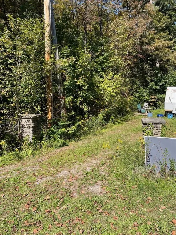 117 Hillabrandt Road, St Johnsville, New York 1345, St Johnsville, New York 13452, 1 Room Rooms,1 BathroomBathrooms,Residential,For Sale,117 Hillabrandt Road, St Johnsville, New York 1345,0,R1638866