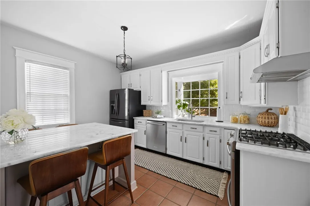 320 Barrington Street, Rochester, New York 14607, Rochester, New York 14607, 4 Bedrooms Bedrooms, 12 Rooms Rooms,3 BathroomsBathrooms,Residential,For Sale,320 Barrington Street, Rochester, New York 14607,0,R1638870