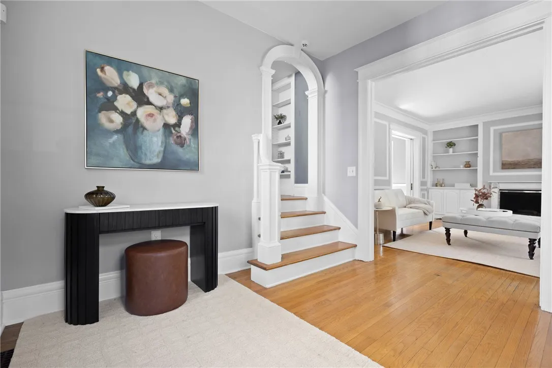 320 Barrington Street, Rochester, New York 14607, Rochester, New York 14607, 4 Bedrooms Bedrooms, 12 Rooms Rooms,3 BathroomsBathrooms,Residential,For Sale,320 Barrington Street, Rochester, New York 14607,0,R1638870