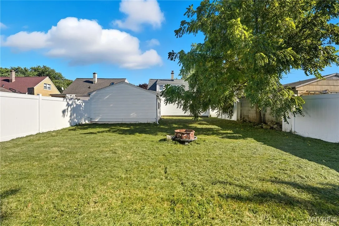 40 Remington Place, Buffalo, New York 14210, Buffalo, New York 14210, 3 Bedrooms Bedrooms, 7 Rooms Rooms,1 BathroomBathrooms,Residential,For Sale,40 Remington Place, Buffalo, New York 14210,0,B1638839