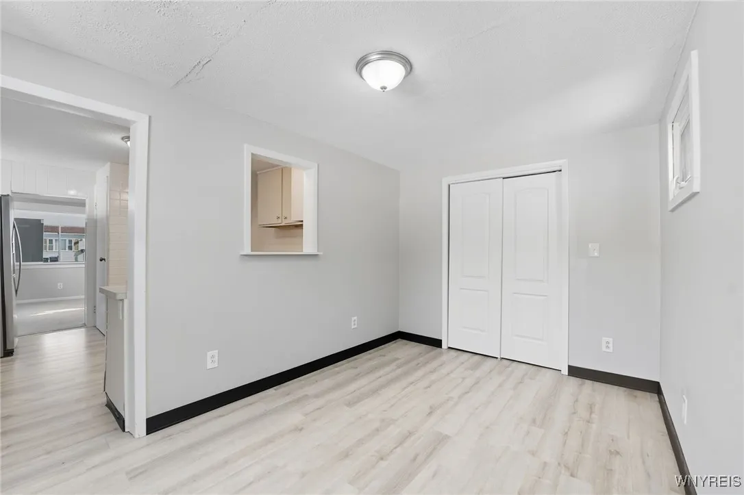 40 Remington Place, Buffalo, New York 14210, Buffalo, New York 14210, 3 Bedrooms Bedrooms, 7 Rooms Rooms,1 BathroomBathrooms,Residential,For Sale,40 Remington Place, Buffalo, New York 14210,0,B1638839