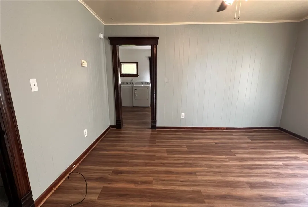 126 West 3rd Street, Corning City, New York 14830, Corning City, New York 14830, 3 Bedrooms Bedrooms, 6 Rooms Rooms,1 BathroomBathrooms,Residential Lease,For Rent,126 West 3rd Street, Corning City, New York 14830,0,R1638491