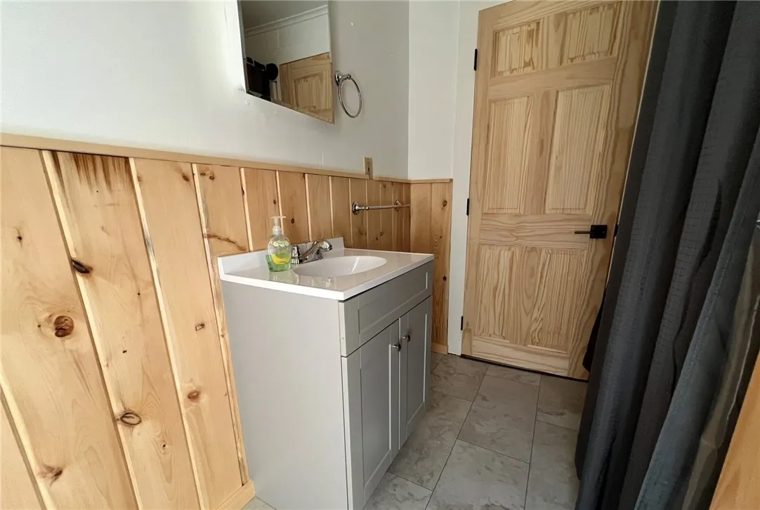 126 West 3rd Street, Corning City, New York 14830, Corning City, New York 14830, 3 Bedrooms Bedrooms, 6 Rooms Rooms,1 BathroomBathrooms,Residential Lease,For Rent,126 West 3rd Street, Corning City, New York 14830,0,R1638491