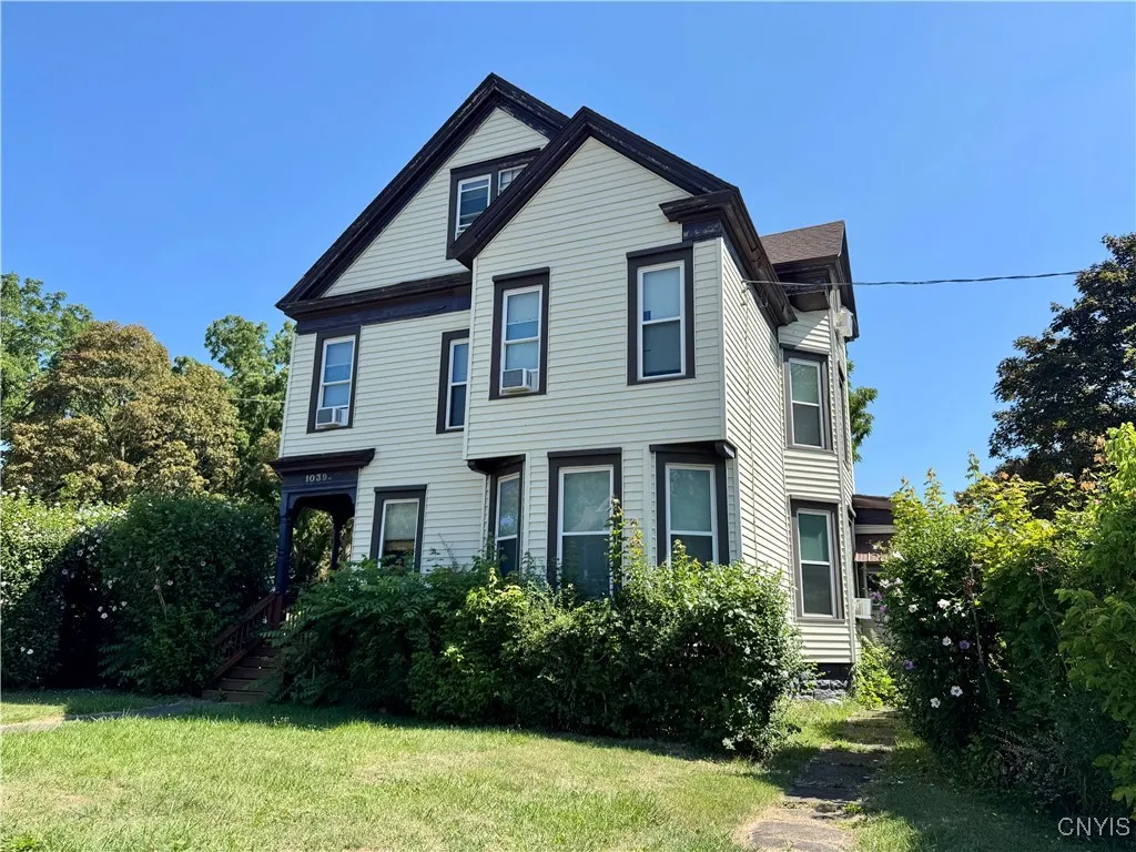 Vinyl siding