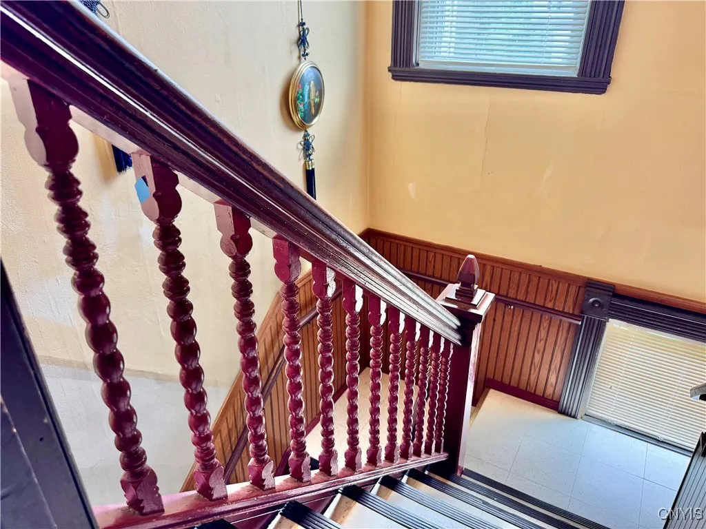 Front staircase to 2nd floor bedrooms