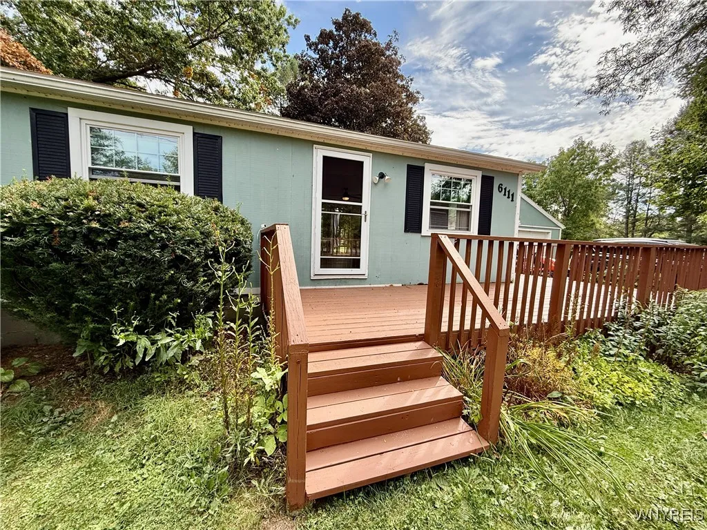 6111 Dacola Shores Road, Conesus, New York 14435, Conesus, New York 14435, 3 Bedrooms Bedrooms, 5 Rooms Rooms,1 BathroomBathrooms,Residential,For Sale,6111 Dacola Shores Road, Conesus, New York 14435,0,B1637151