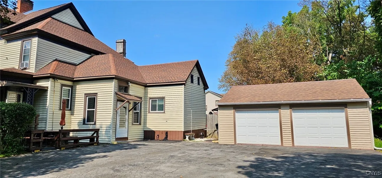 Plenty of parking & 2 car garage