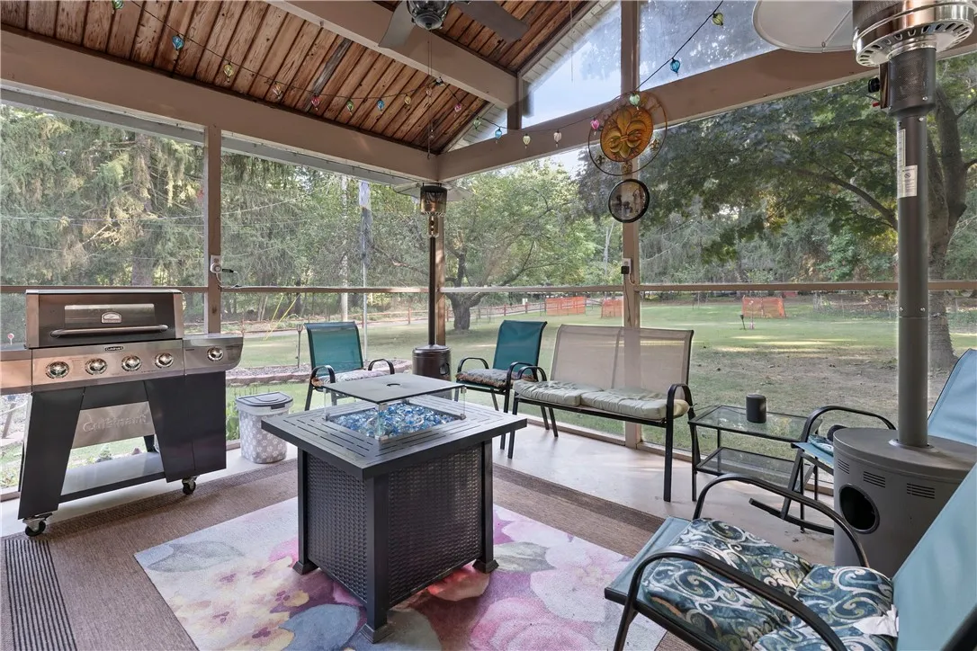 screened in porch