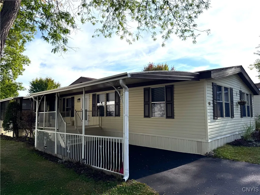 13 Northwood Circle, New Hartford, New York 13413, New Hartford, New York 13413, 3 Bedrooms Bedrooms, 7 Rooms Rooms,2 BathroomsBathrooms,Residential,For Sale,13 Northwood Circle, New Hartford, New York 13413,0,S1638559
