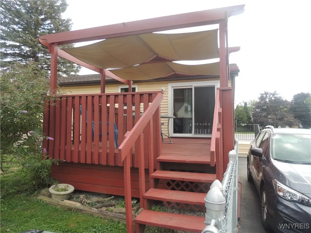 422 Rowley Road, Cheektowaga, New York 14043, Cheektowaga, New York 14043, 2 Bedrooms Bedrooms, 4 Rooms Rooms,1 BathroomBathrooms,Residential,For Sale,422 Rowley Road, Cheektowaga, New York 14043,0,B1638517