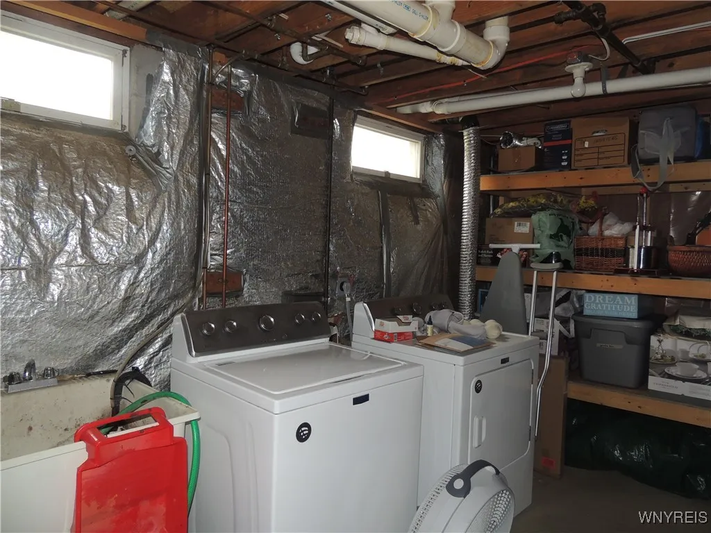 422 Rowley Road, Cheektowaga, New York 14043, Cheektowaga, New York 14043, 2 Bedrooms Bedrooms, 4 Rooms Rooms,1 BathroomBathrooms,Residential,For Sale,422 Rowley Road, Cheektowaga, New York 14043,0,B1638517