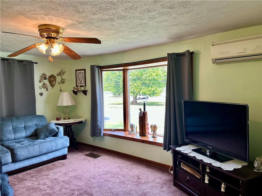 615 Morton Road, Hamlin, New York 14464, Hamlin, New York 14464, 3 Bedrooms Bedrooms, 6 Rooms Rooms,1 BathroomBathrooms,Residential,For Sale,615 Morton Road, Hamlin, New York 14464,0,R1638377