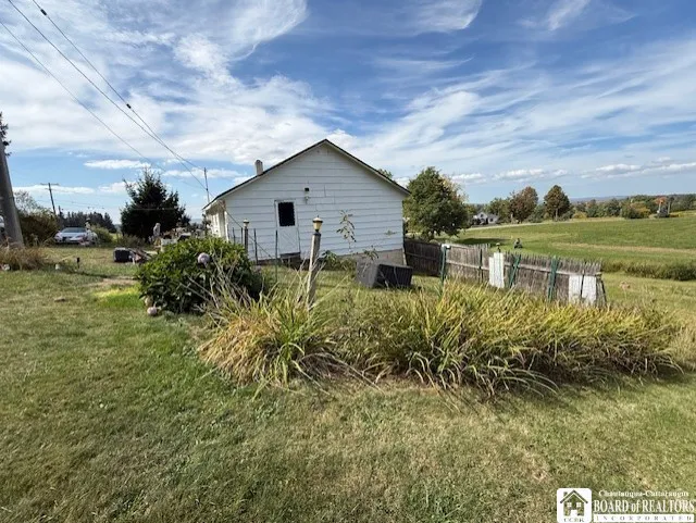 12760 Bowen Road, Randolph, New York 14772, Randolph, New York 14772, 3 Bedrooms Bedrooms, 7 Rooms Rooms,1 BathroomBathrooms,Residential,For Sale,12760 Bowen Road, Randolph, New York 14772,0,R1638886