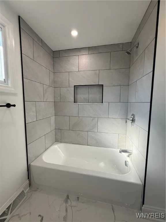 433 Dick Road, Cheektowaga, New York 14043, Cheektowaga, New York 14043, 3 Bedrooms Bedrooms, 5 Rooms Rooms,1 BathroomBathrooms,Residential,For Sale,433 Dick Road, Cheektowaga, New York 14043,0,B1638703