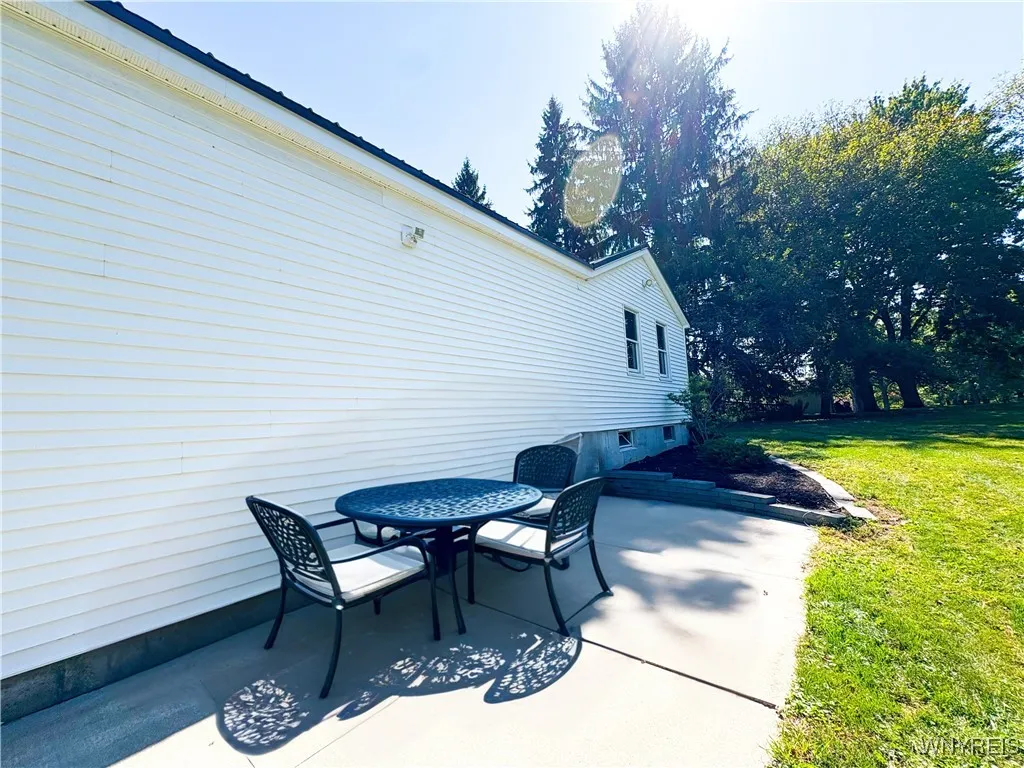 294 Two Rod Road S, Marilla, New York 14102, Marilla, New York 14102, 3 Bedrooms Bedrooms, 10 Rooms Rooms,2 BathroomsBathrooms,Residential,For Sale,294 Two Rod Road S, Marilla, New York 14102,0,B1638889