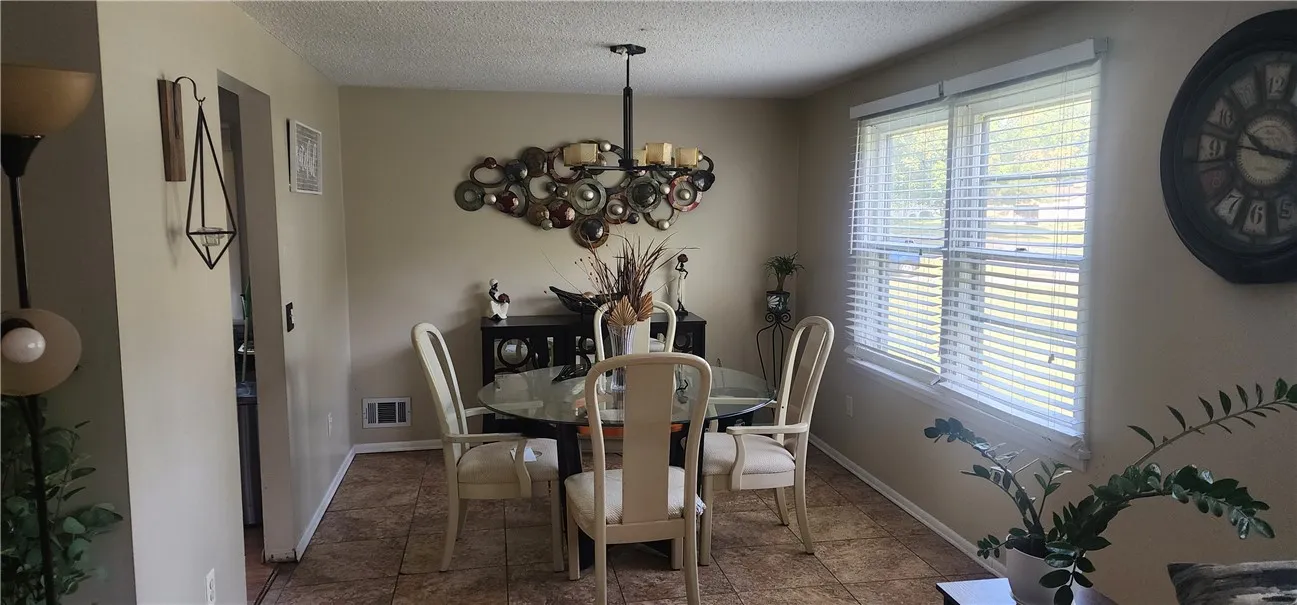 63 Rocmar Drive, Greece, New York 14626, Greece, New York 14626, 5 Bedrooms Bedrooms, 12 Rooms Rooms,2 BathroomsBathrooms,Residential,For Sale,63 Rocmar Drive, Greece, New York 14626,0,R1634603