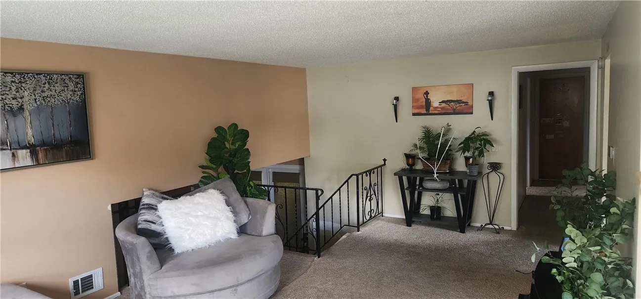 63 Rocmar Drive, Greece, New York 14626, Greece, New York 14626, 5 Bedrooms Bedrooms, 12 Rooms Rooms,2 BathroomsBathrooms,Residential,For Sale,63 Rocmar Drive, Greece, New York 14626,0,R1634603