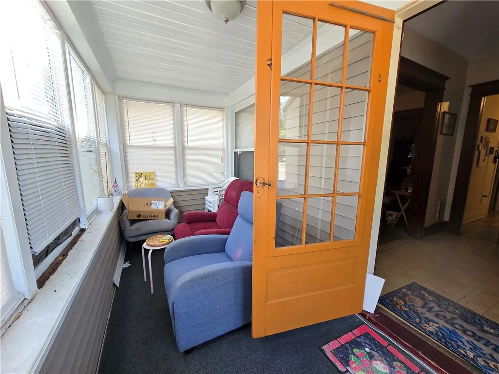 565 Webster Avenue, Rochester, New York 14609, Rochester, New York 14609, 3 Bedrooms Bedrooms, 7 Rooms Rooms,2 BathroomsBathrooms,Residential,For Sale,565 Webster Avenue, Rochester, New York 14609,0,R1638090