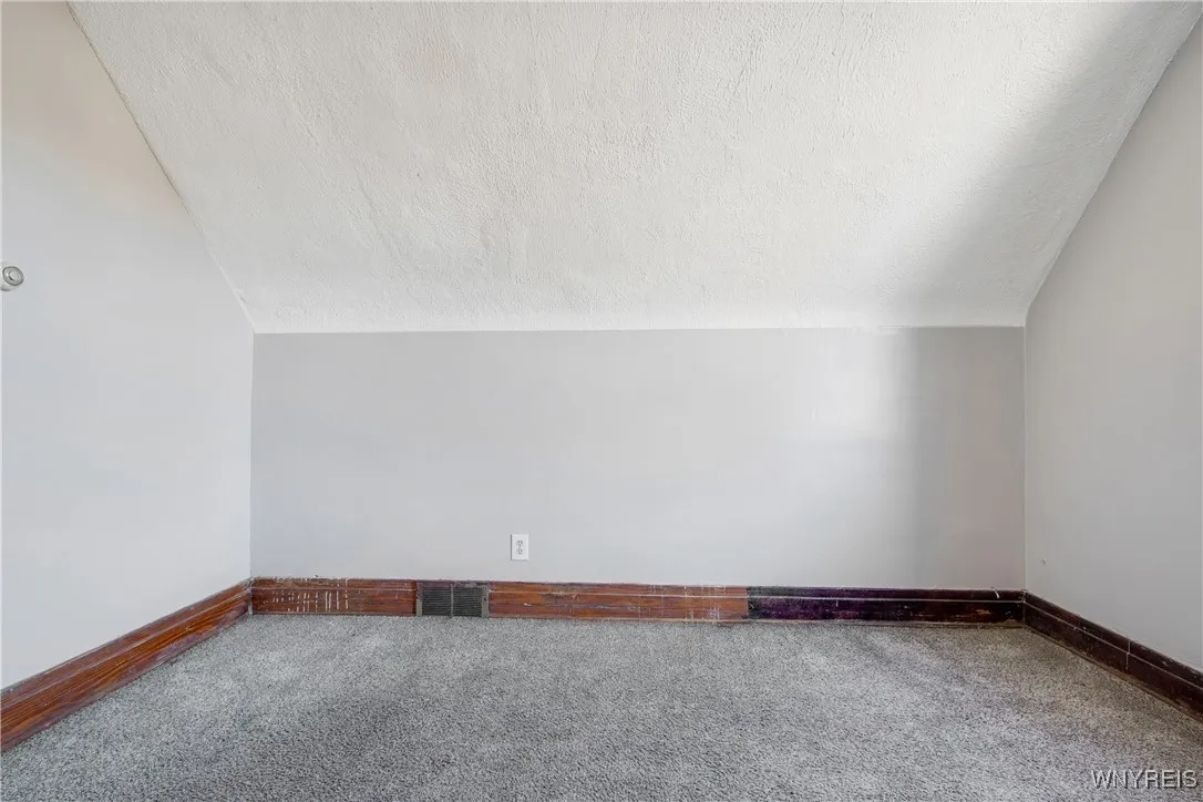 129 Roma Avenue, Buffalo, New York 14215, Buffalo, New York 14215, 4 Bedrooms Bedrooms, ,2 BathroomsBathrooms,Residential,For Sale,129 Roma Avenue, Buffalo, New York 14215,0,B1635611