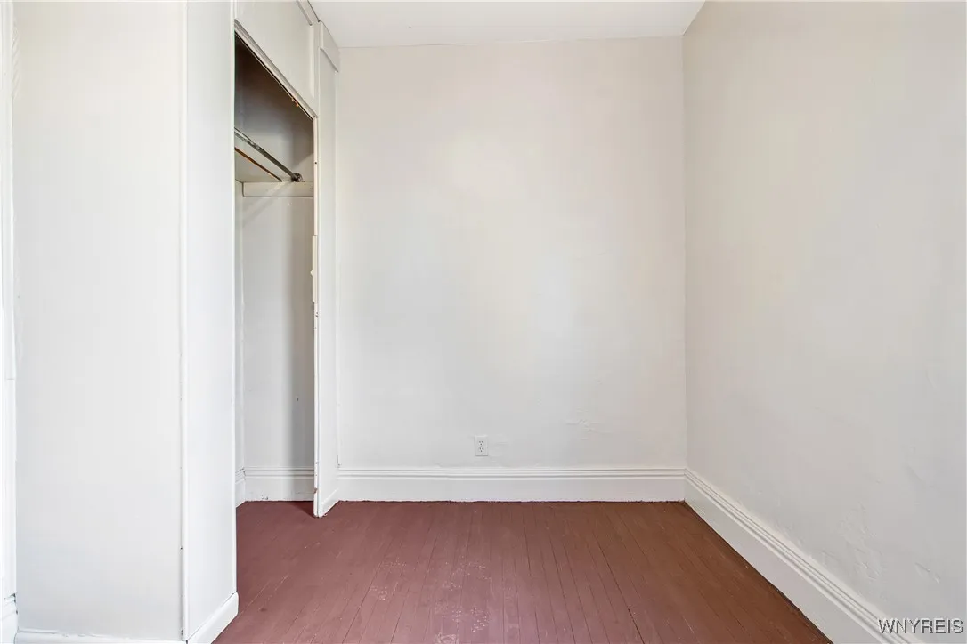129 Roma Avenue, Buffalo, New York 14215, Buffalo, New York 14215, 4 Bedrooms Bedrooms, ,2 BathroomsBathrooms,Residential,For Sale,129 Roma Avenue, Buffalo, New York 14215,0,B1635611