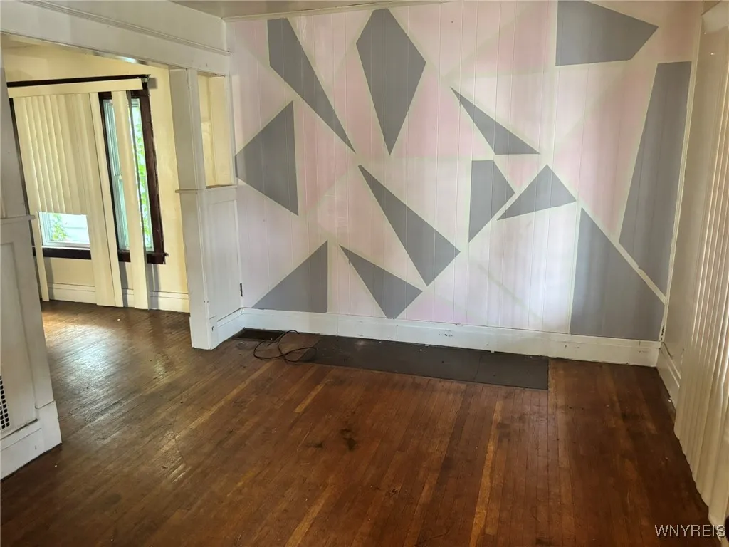 112 Hazelwood Avenue, Buffalo, New York 14215, Buffalo, New York 14215, 4 Bedrooms Bedrooms, ,2 BathroomsBathrooms,Residential,For Sale,112 Hazelwood Avenue, Buffalo, New York 14215,0,B1635360