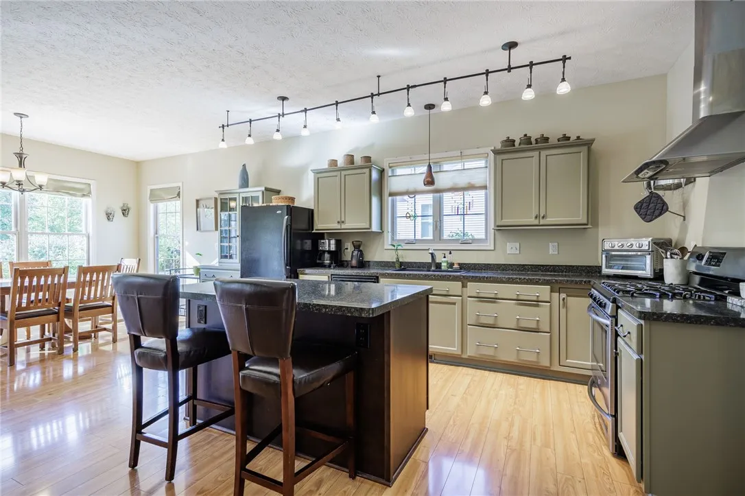 1125 Whalen Road, Penfield, New York 14526, Penfield, New York 14526, 3 Bedrooms Bedrooms, 7 Rooms Rooms,2 BathroomsBathrooms,Residential,For Sale,1125 Whalen Road, Penfield, New York 14526,0,R1638891