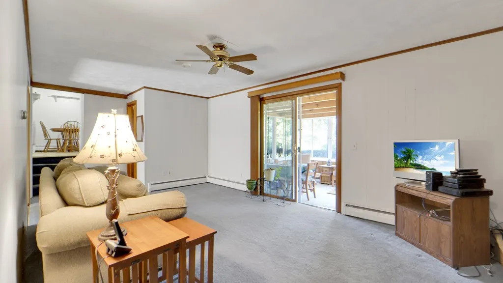 146 Fiesta Road, Greece, New York 14626, Greece, New York 14626, 4 Bedrooms Bedrooms, 8 Rooms Rooms,1 BathroomBathrooms,Residential,For Sale,146 Fiesta Road, Greece, New York 14626,0,R1637835