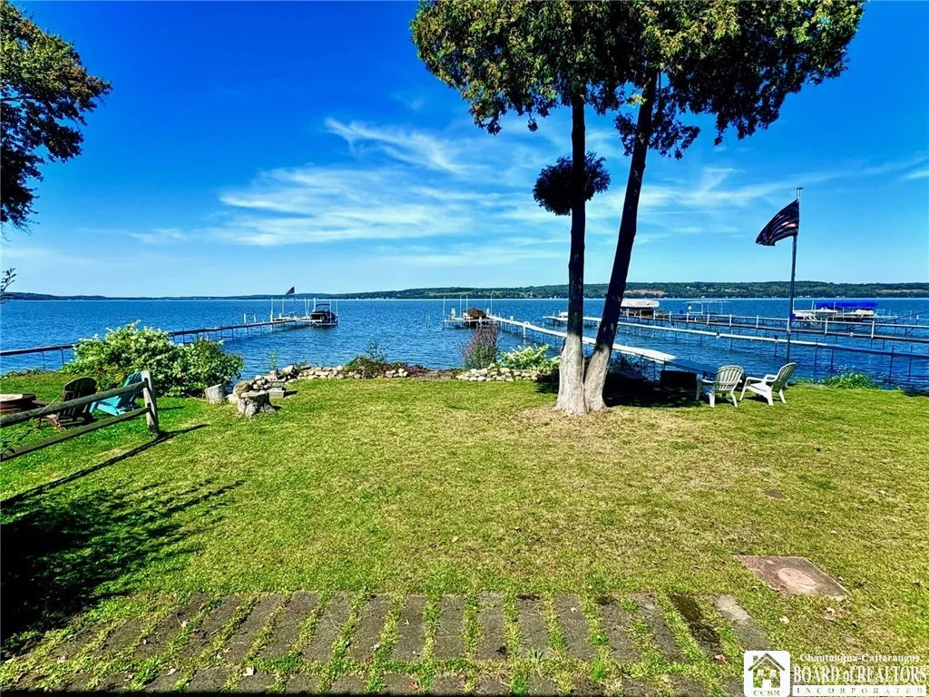4400 West Fairmount Avenue, Busti, New York 14750, Busti, New York 14750, 3 Bedrooms Bedrooms, 7 Rooms Rooms,1 BathroomBathrooms,Residential,For Sale,4400 West Fairmount Avenue, Busti, New York 14750,0,R1636568