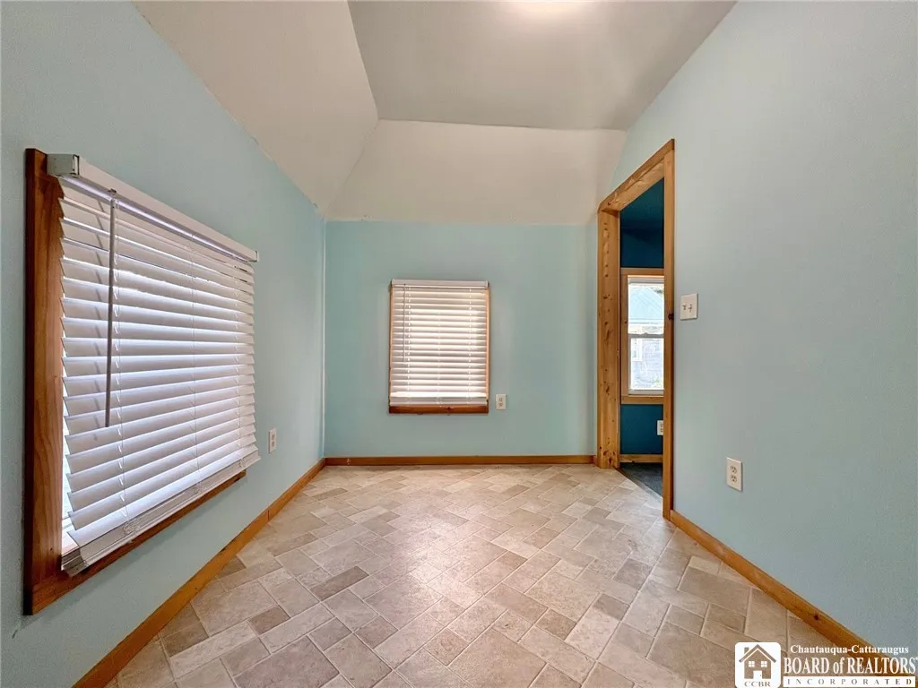 4400 West Fairmount Avenue, Busti, New York 14750, Busti, New York 14750, 3 Bedrooms Bedrooms, 7 Rooms Rooms,1 BathroomBathrooms,Residential,For Sale,4400 West Fairmount Avenue, Busti, New York 14750,0,R1636568
