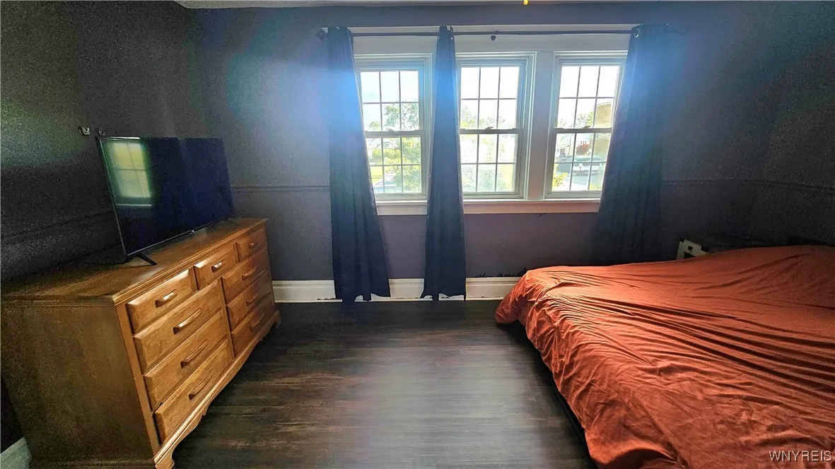30 Strathmore Avenue, Buffalo, New York 14220, Buffalo, New York 14220, 3 Bedrooms Bedrooms, 9 Rooms Rooms,1 BathroomBathrooms,Residential,For Sale,30 Strathmore Avenue, Buffalo, New York 14220,0,B1638872