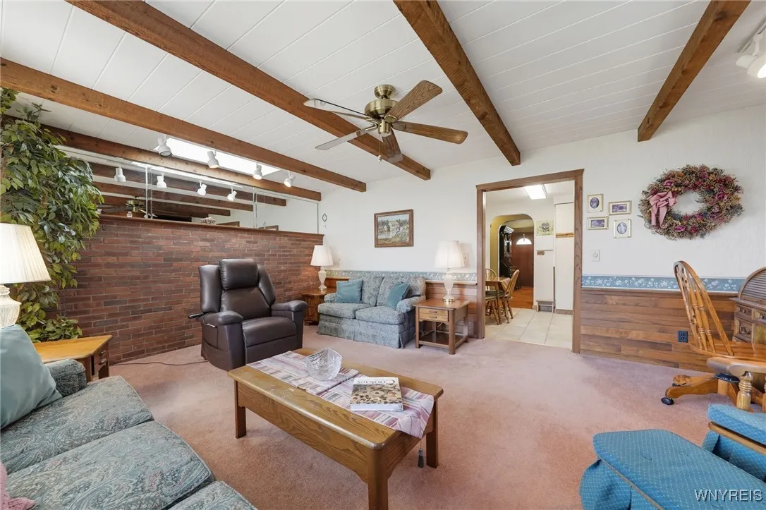 203 Glendale Drive, Tonawanda, New York 14150, Tonawanda, New York 14150, 4 Bedrooms Bedrooms, 7 Rooms Rooms,2 BathroomsBathrooms,Residential,For Sale,203 Glendale Drive, Tonawanda, New York 14150,0,B1638221