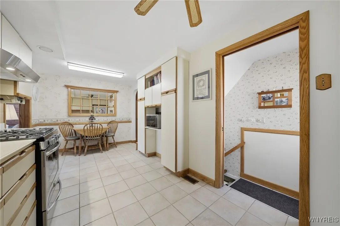 203 Glendale Drive, Tonawanda, New York 14150, Tonawanda, New York 14150, 4 Bedrooms Bedrooms, 7 Rooms Rooms,2 BathroomsBathrooms,Residential,For Sale,203 Glendale Drive, Tonawanda, New York 14150,0,B1638221