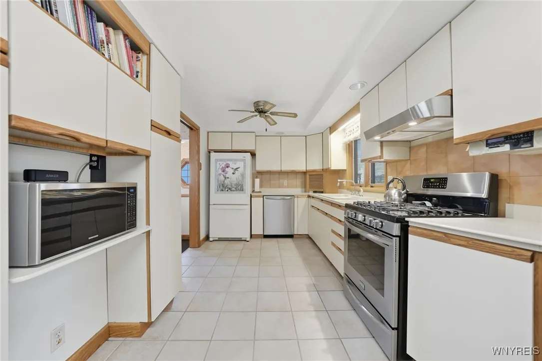 203 Glendale Drive, Tonawanda, New York 14150, Tonawanda, New York 14150, 4 Bedrooms Bedrooms, 7 Rooms Rooms,2 BathroomsBathrooms,Residential,For Sale,203 Glendale Drive, Tonawanda, New York 14150,0,B1638221