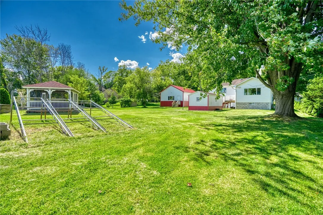 2189 Lake Road, Seneca Falls, New York 13148, Seneca Falls, New York 13148, 3 Bedrooms Bedrooms, 7 Rooms Rooms,3 BathroomsBathrooms,Residential,For Sale,2189 Lake Road, Seneca Falls, New York 13148,0,R1637299