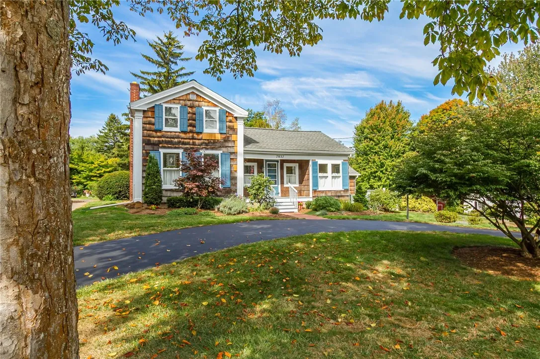 7837 Jay Street, Williamson, New York 14589, Williamson, New York 14589, 3 Bedrooms Bedrooms, 10 Rooms Rooms,2 BathroomsBathrooms,Residential,For Sale,7837 Jay Street, Williamson, New York 14589,0,R1638861