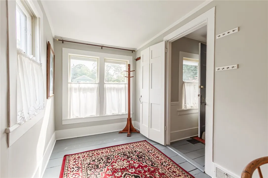 7837 Jay Street, Williamson, New York 14589, Williamson, New York 14589, 3 Bedrooms Bedrooms, 10 Rooms Rooms,2 BathroomsBathrooms,Residential,For Sale,7837 Jay Street, Williamson, New York 14589,0,R1638861