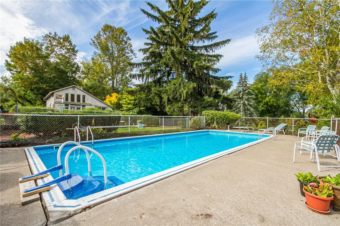 7837 Jay Street, Williamson, New York 14589, Williamson, New York 14589, 3 Bedrooms Bedrooms, 10 Rooms Rooms,2 BathroomsBathrooms,Residential,For Sale,7837 Jay Street, Williamson, New York 14589,0,R1638861
