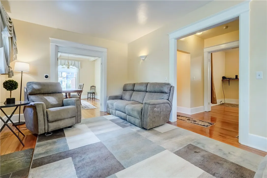 359 Wellington Avenue, Rochester, New York 14619, Rochester, New York 14619, 4 Bedrooms Bedrooms, 9 Rooms Rooms,2 BathroomsBathrooms,Residential,For Sale,359 Wellington Avenue, Rochester, New York 14619,0,R1638368