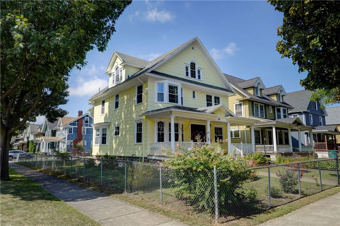 359 Wellington Avenue, Rochester, New York 14619, Rochester, New York 14619, 4 Bedrooms Bedrooms, 9 Rooms Rooms,2 BathroomsBathrooms,Residential,For Sale,359 Wellington Avenue, Rochester, New York 14619,0,R1638368